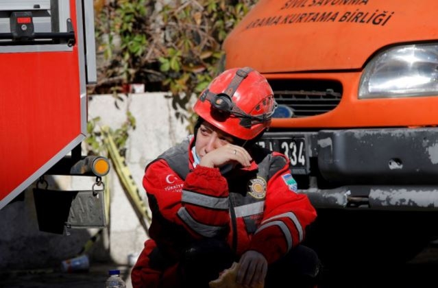Reuters'ın gözünden İzmir'deki 'İsimsiz kahramanlar' 11