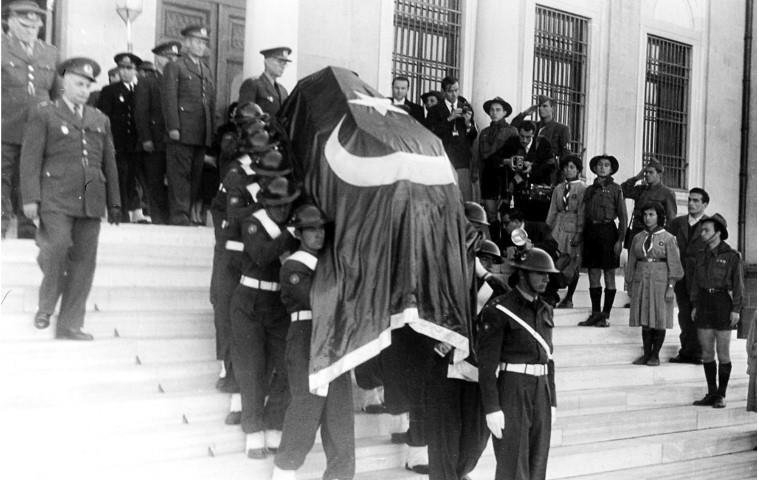 Bu görüntüler Atatürk'ün cenaze merasiminden ilk kez ortaya çıktı 18
