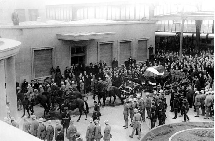 Bu görüntüler Atatürk'ün cenaze merasiminden ilk kez ortaya çıktı 20