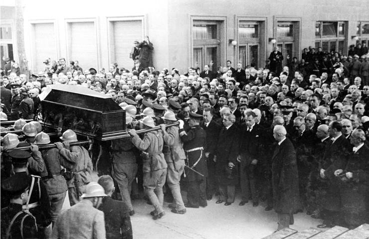 Bu görüntüler Atatürk'ün cenaze merasiminden ilk kez ortaya çıktı 39