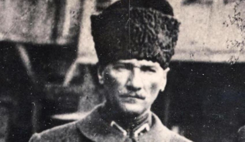 Atatürk resimleri ve tarihi sözleri 3