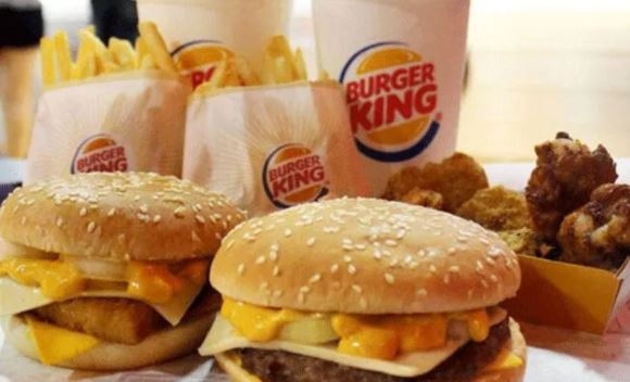 20 yıl aradan sonra logosunu değiştiren Burger King alay konusu oldu! 2