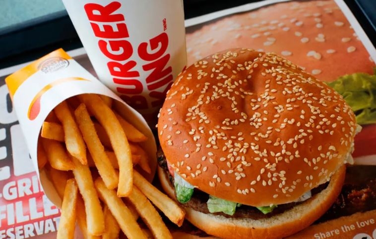 20 yıl aradan sonra logosunu değiştiren Burger King alay konusu oldu! 3
