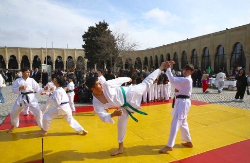 Azerbaycan'da Nevruz kutlamaları başladı 12