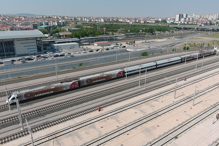 Türkiye Yüzyılı temalı 15 Temmuz treni Ankara'dan yola çıktı 3