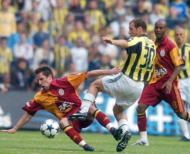 İşte spor yazarlarının Fenerbahçe – Galatasaray maçı skor tahminleri 25