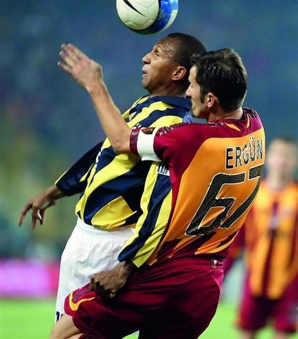 İşte spor yazarlarının Fenerbahçe – Galatasaray maçı skor tahminleri 29