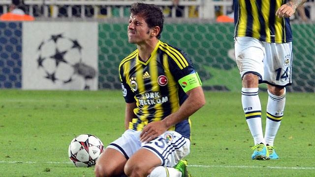 Emre Belözoğlu Fenerbahçe'ye mi transfer oluyor? 12