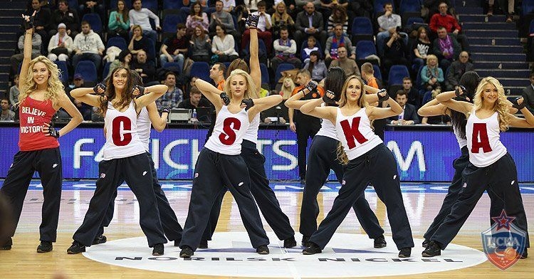 CSKA’lı dansçı kızlar büyüledi 11