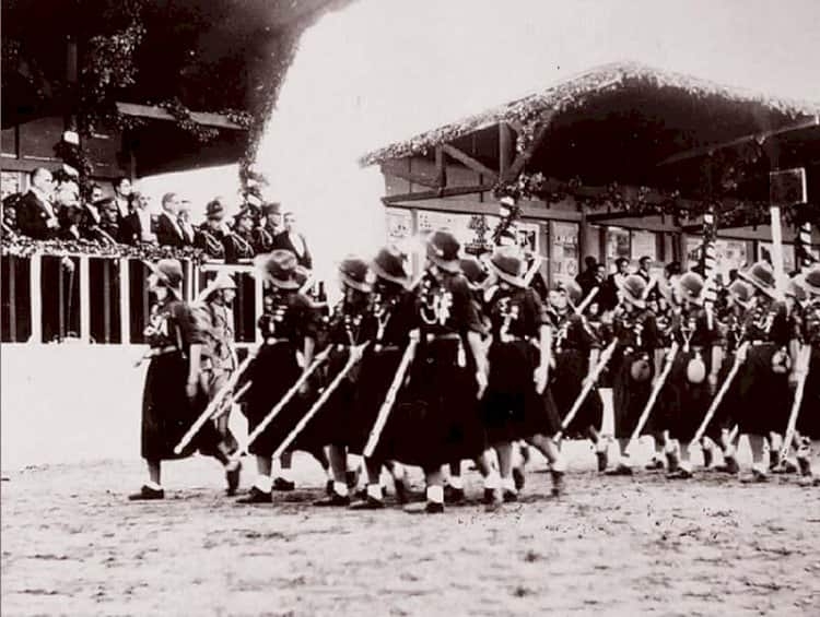 Atatürk'ün katıldığı 29 Ekim kutlamalarından fotoğraflar 14