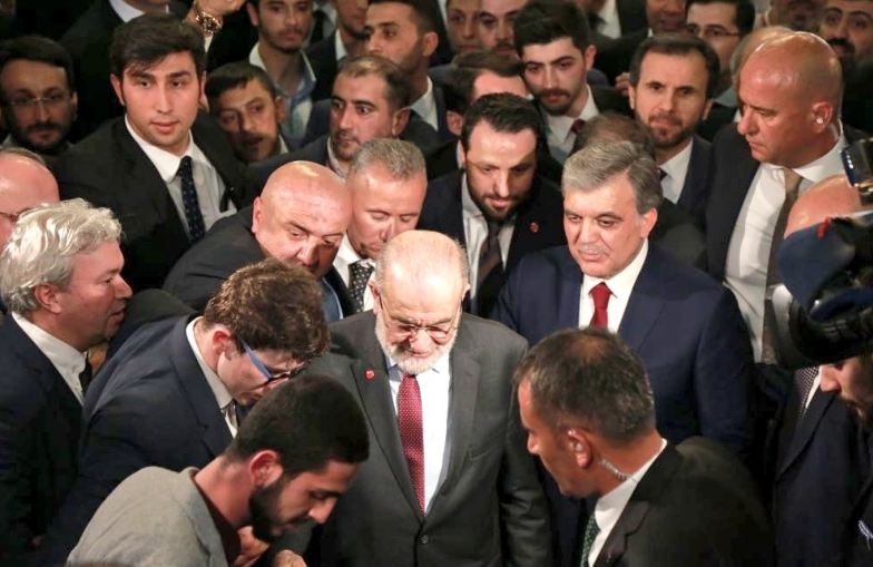 Gül ve Karamollaoğlu, Erdoğan’a karşı gövde gösterisi yaptı 12