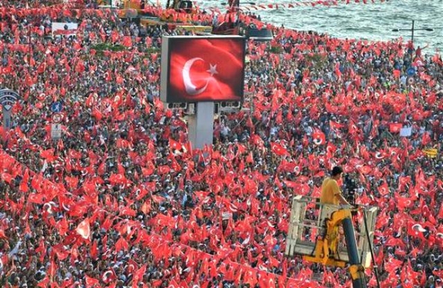 Muharrem İnce’nin İzmir mitingine kaç kişi katıldı? 16