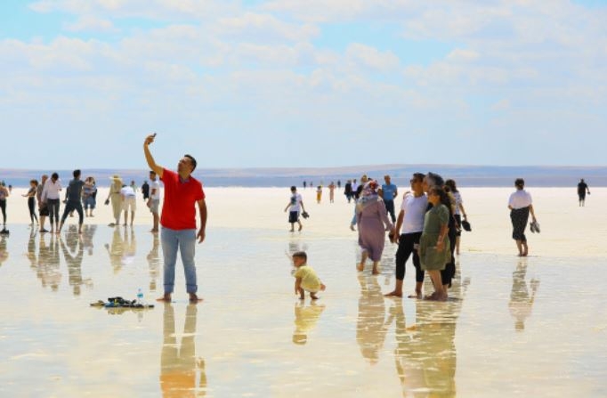 Ziyaretçilerin gözde mekanı: Türkiye'nin ikinci büyük gölü 4