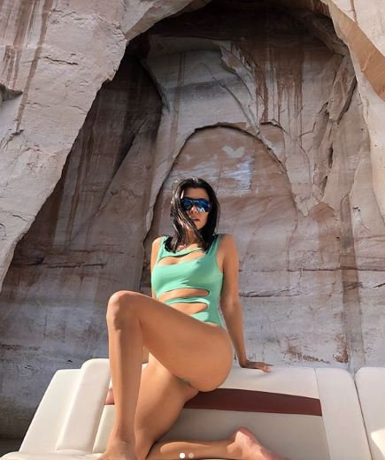 Kardashian İtalya’yı salladı 20