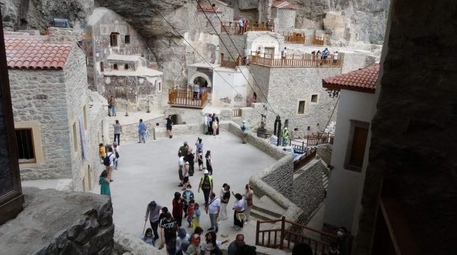 Sümela Manastırı'nı 3 haftada 30 bin kişi ziyaret etti 12
