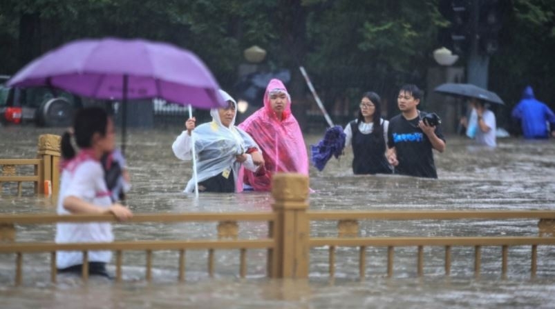 Sel felaketi Çin'i böyle vurdu 1