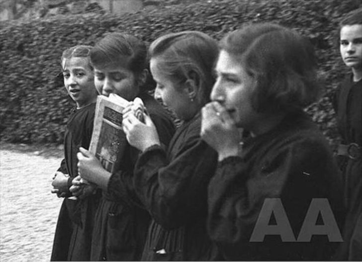 Ölümünün 80. Yıldönümü'nde Az Görülen Atatürk Fotoğrafları 39