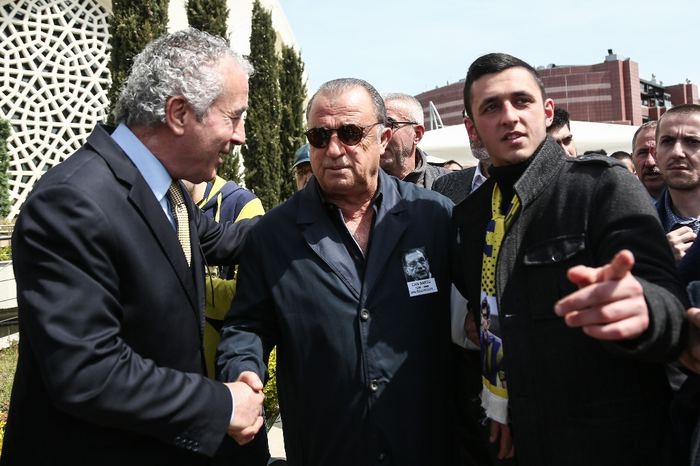 Fenerbahçe ve Türk futbolunun efsanesi Can Bartu son yolcuğuna uğurlandı 4