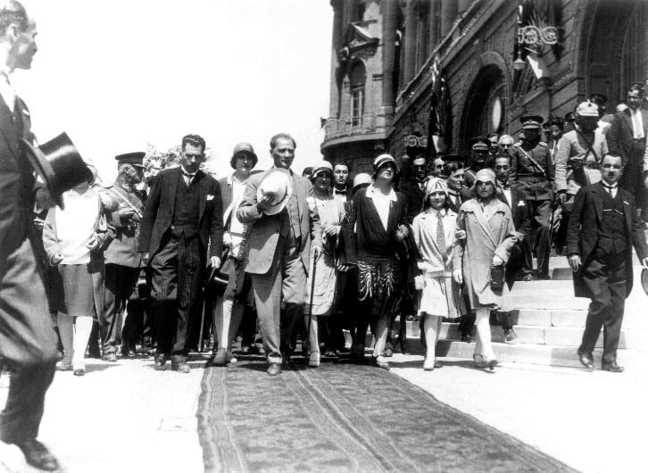 Digital olarak yeniden düzenlenmiş az bilinen Atatürk fotoğrafları 4