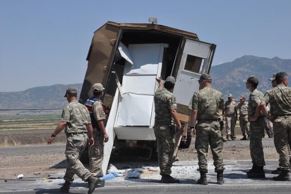 Gaziantep'te askeri araç devrildi! Yaralılar var 7
