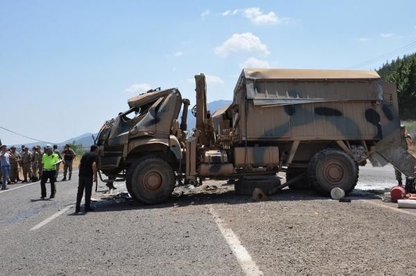 Gaziantep'te askeri araç devrildi! Yaralılar var 8