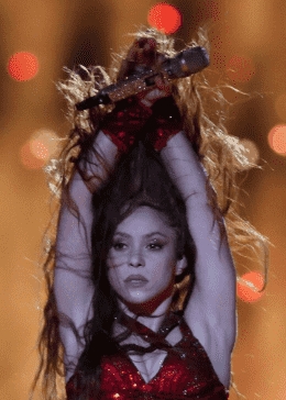Shakira ve Jennifer Lopez, devre arasına damga vurdu! 12