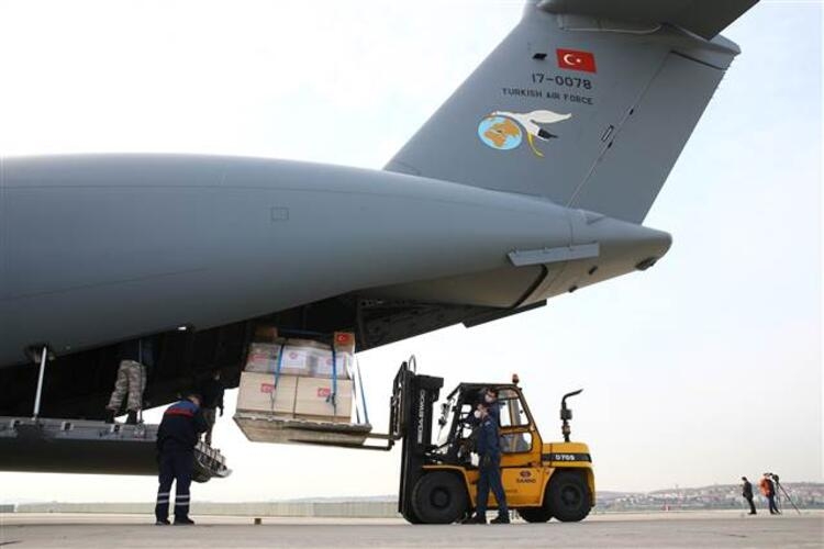 Türkiye'den İspanya ve İtalya'ya  yardım paketleri gönderildi 9