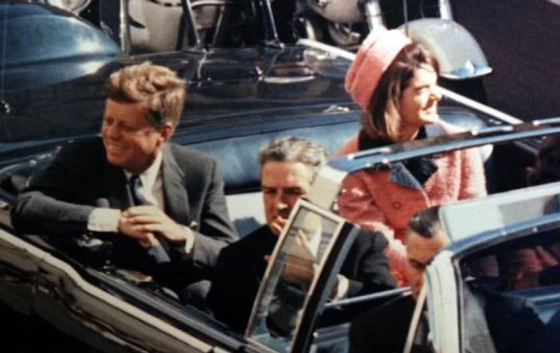 John F. Kennedy suikasti ve Kennedy laneti 12