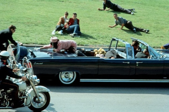 John F. Kennedy suikasti ve Kennedy laneti 2