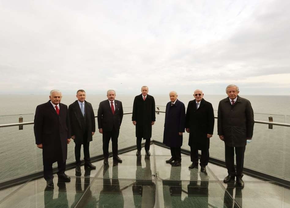 Erdoğan ve Bahçeli, Demokrasi ve Özgürlükler Adası'nı gezdi 2