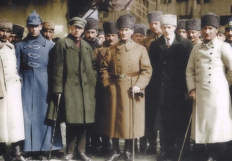 Genelkurmay arşivinden renklendirilmiş Atatürk fotoğrafları 15