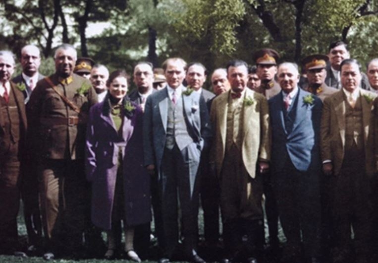 Genelkurmay arşivinden renklendirilmiş Atatürk fotoğrafları 7