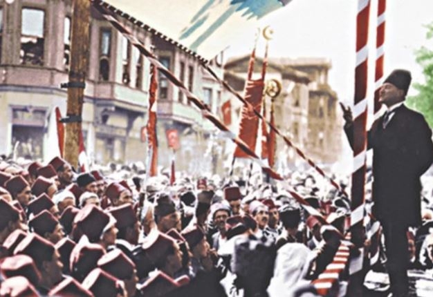 Genelkurmay arşivinden renklendirilmiş Atatürk fotoğrafları 8