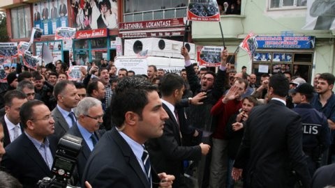Bozdağ'a şok: 'Yuhalayın arkadaşlar'