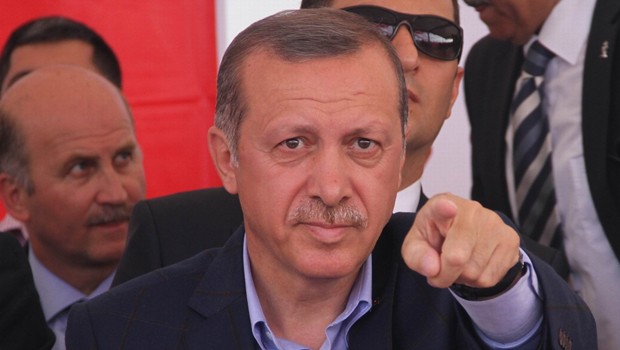 Erdoğan'dan Gülen'e: 'Onu içeri atacağız'