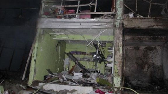 Kaymakamlık ve Emniyet'e bombalı saldırı