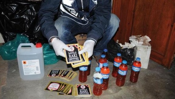 İstanbul'da sahte içki faciası: 8 kişi öldü