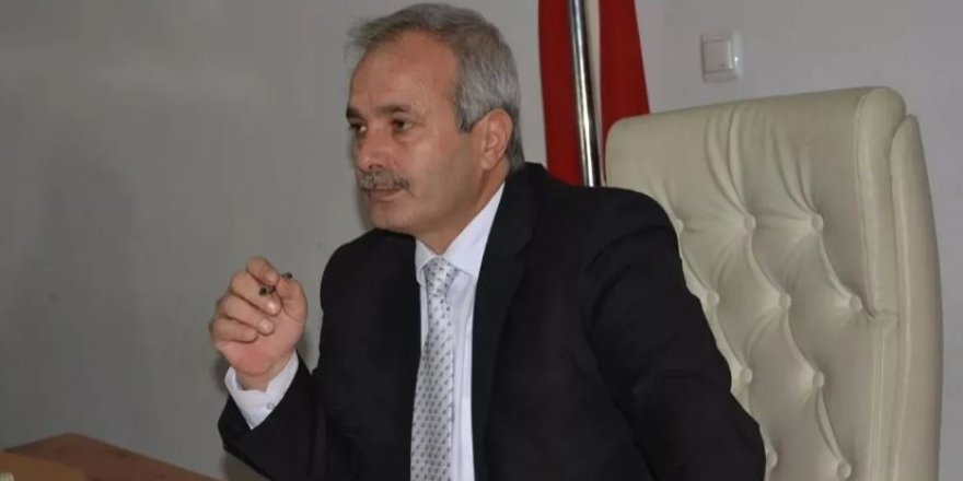 Saadet Partili Belediye Başkanı Kazım Özgan, AK Parti’ye katıldı