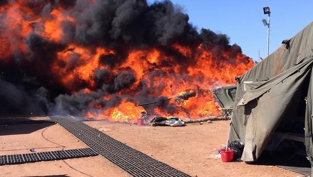 Suriyeli Mülteciler askeri üssü ateşe verdi
