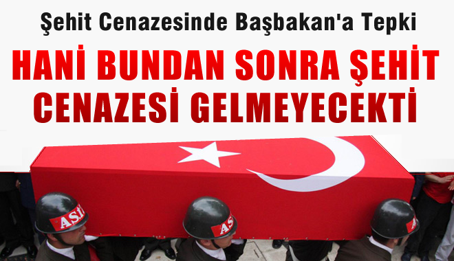 Şehit cenazesinde Davutoğlu'na tepki