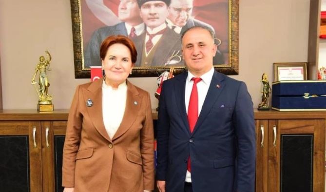 İYİ Parti İncirliova İlçe Belediye Başkanı Aytekin Kaya istifa etti