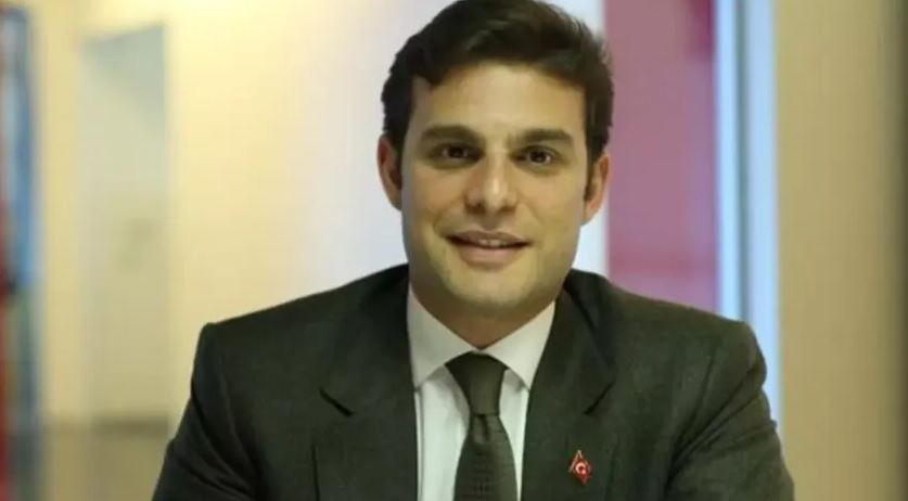 İYİ Partili Mehmet Aslan, oyuncu Ayça Ayşin Turan ile yakalandı