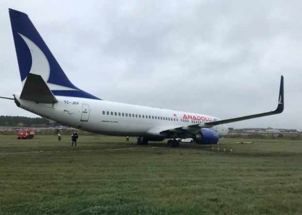 Türk uçağı Rusya'da pistten çıktı