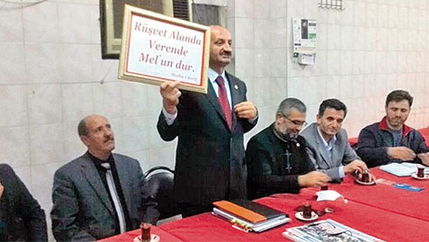 AKP oy için çarşafa dolandı