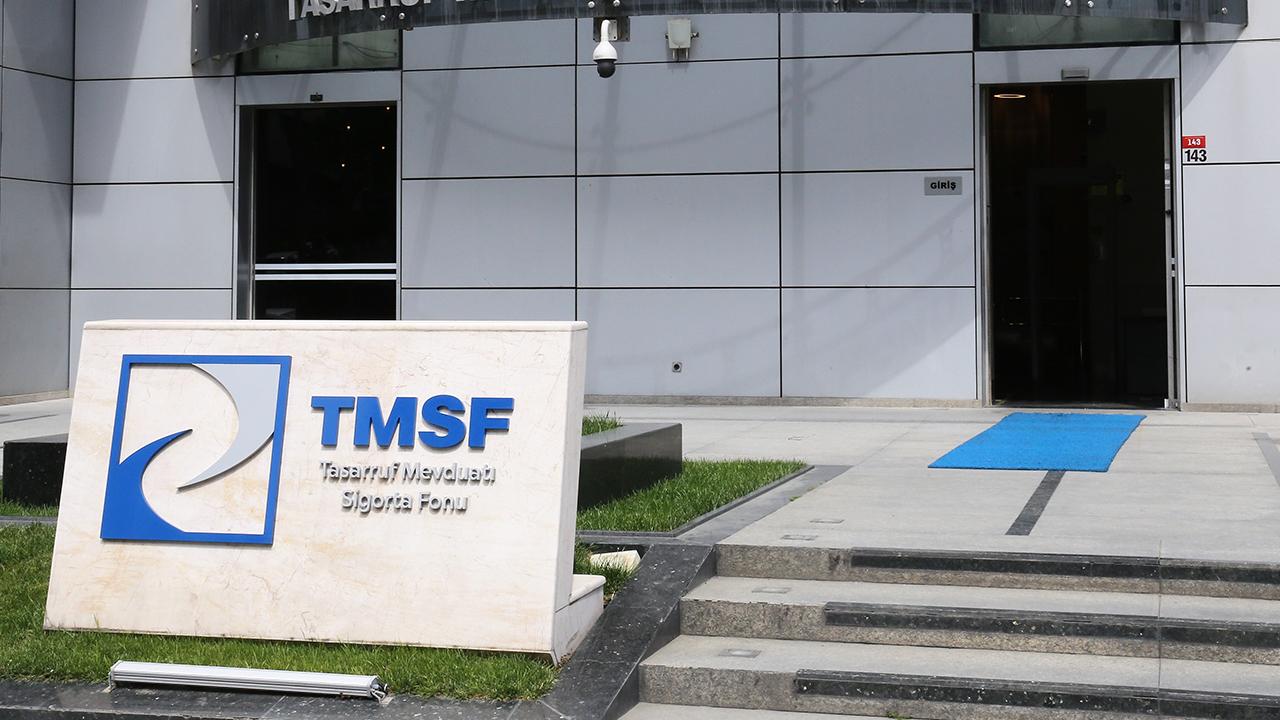 TMSF iki dev markayı satıyor