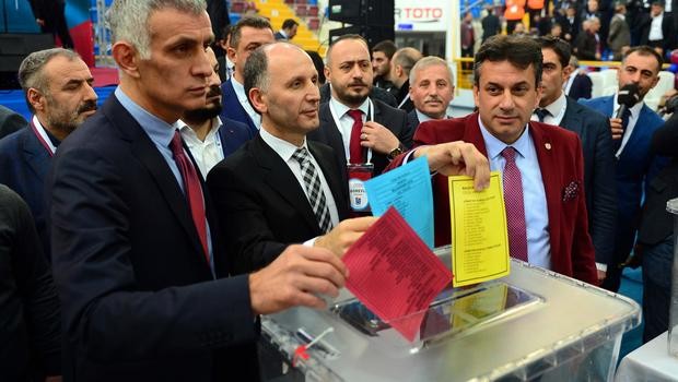 TS kongresinde 5 sandıkta Celil Hekimoğlu önde