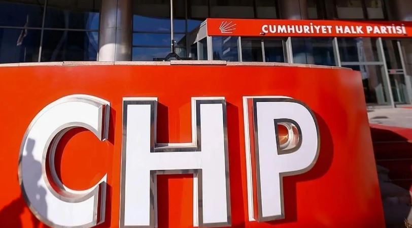 CHP'li yöneticiler Erdoğan'a hakaretten gözaltına alındı