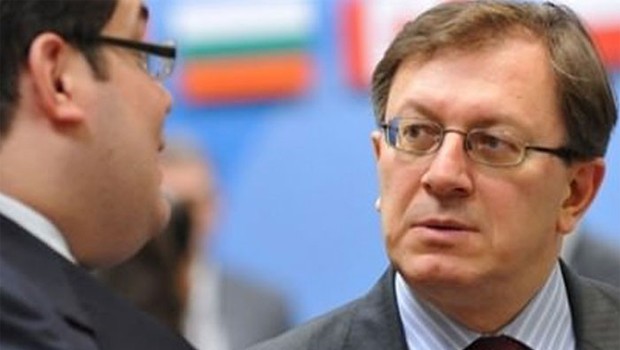 NATO'ya üst düzey iki Türk