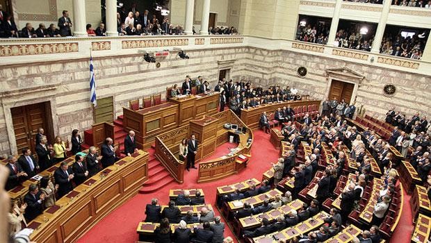 Yunanistan'dan tarihi karar