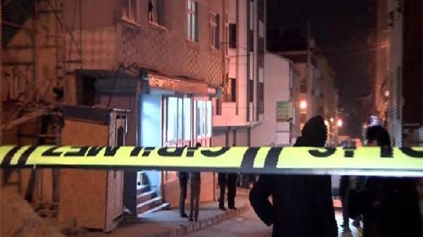 İstanbul'da kahvehane tarandı!